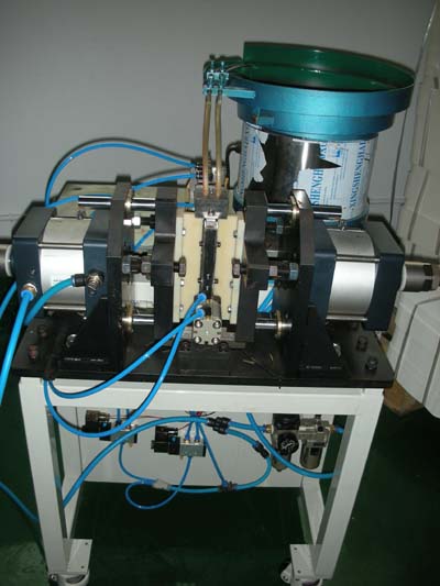 管子自動(dòng)壓扁機(jī)