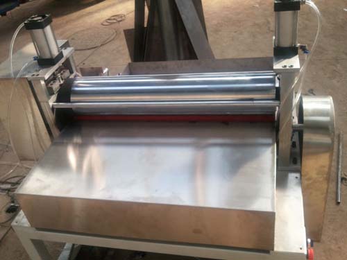 可加熱貼合機(jī)（復(fù)合機(jī)）